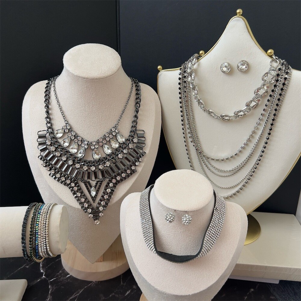 Vintage Rhinestone Costume Jewelry Lot 7pc Necklaces Earrings Bracelets